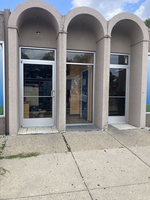 Aluminum door #8